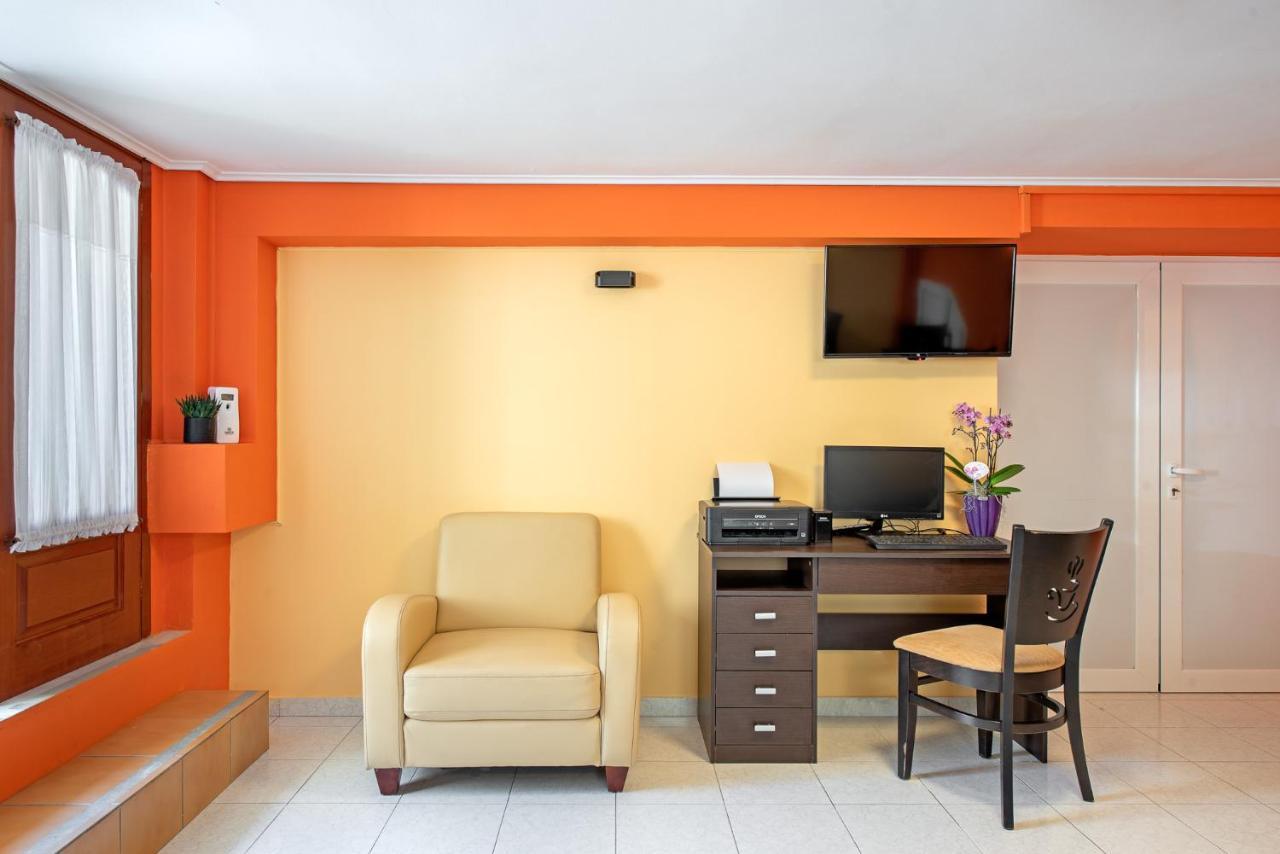 Hotel Aggelos Kefalonia อาร์กอสโตลี ภายนอก รูปภาพ