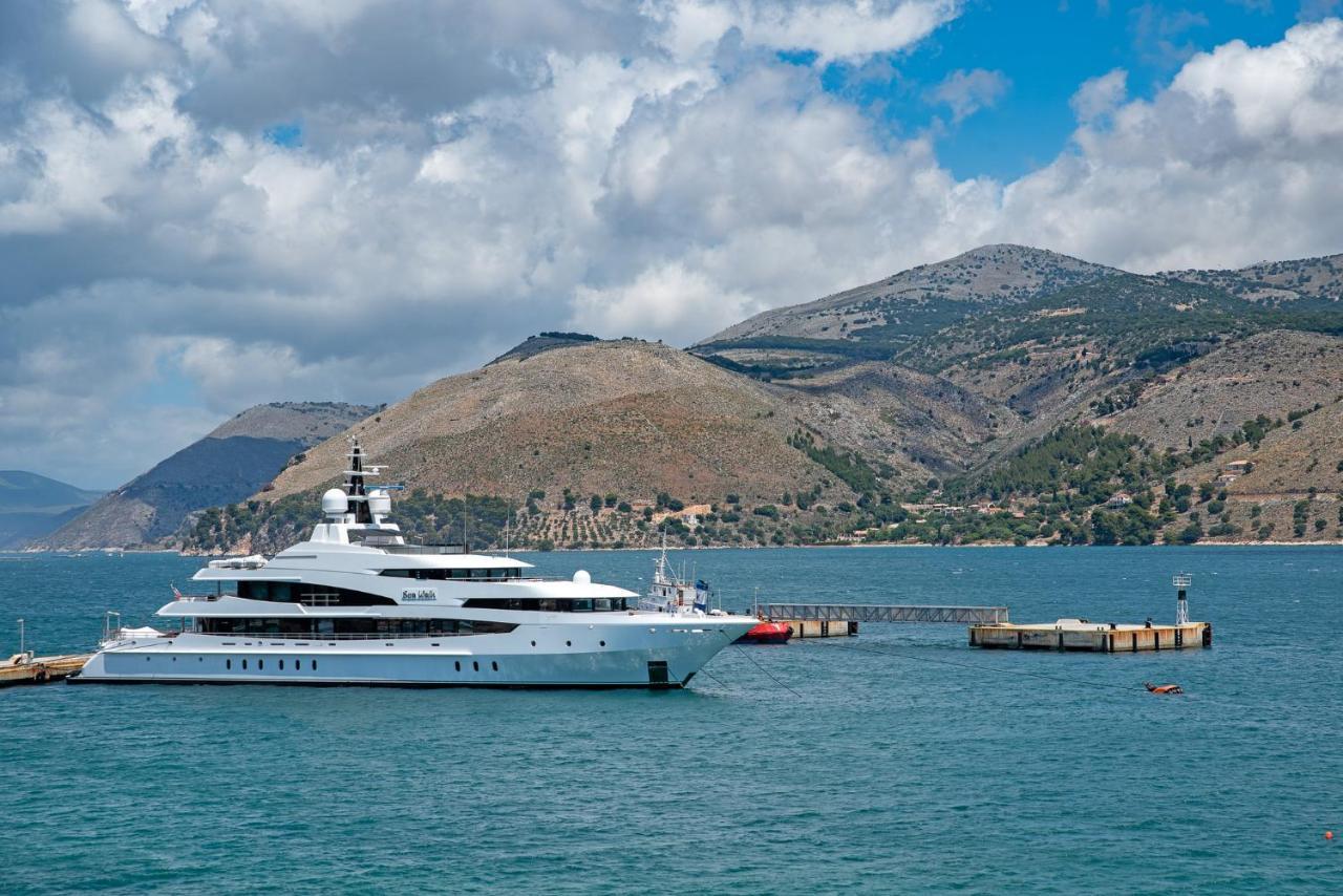 Hotel Aggelos Kefalonia อาร์กอสโตลี ภายนอก รูปภาพ